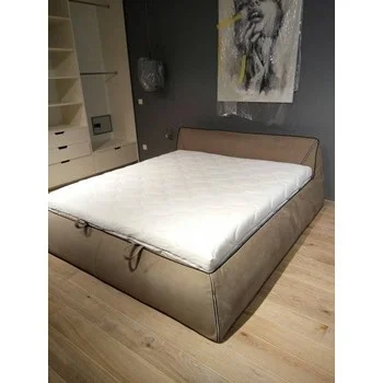 Кровать Milton Vip